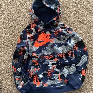 Boys Nike hoodie size Medium 8-10